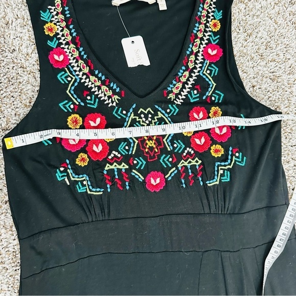 Soft Surroundings embroidered collar maxi dress size S - Picture 5 of 7